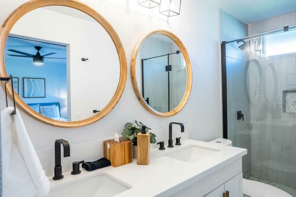 A bright and beautiful bathroom interior with a modern, clean look. Bathroom remodel.